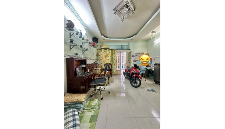 Hiếm Nguyễn Xuân Khoát - Tân Phú - 45m2 - HXH Vô Nhà - 2 tầng